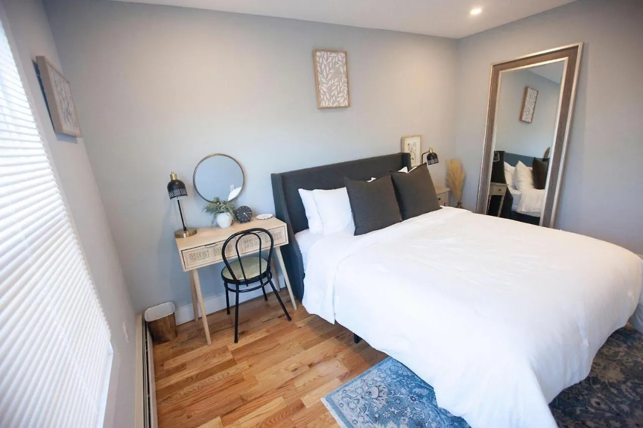 Alafia- Cozy Jfk Area Home - This Property Is A Hosted Property Meaning The Host Live On Site New York