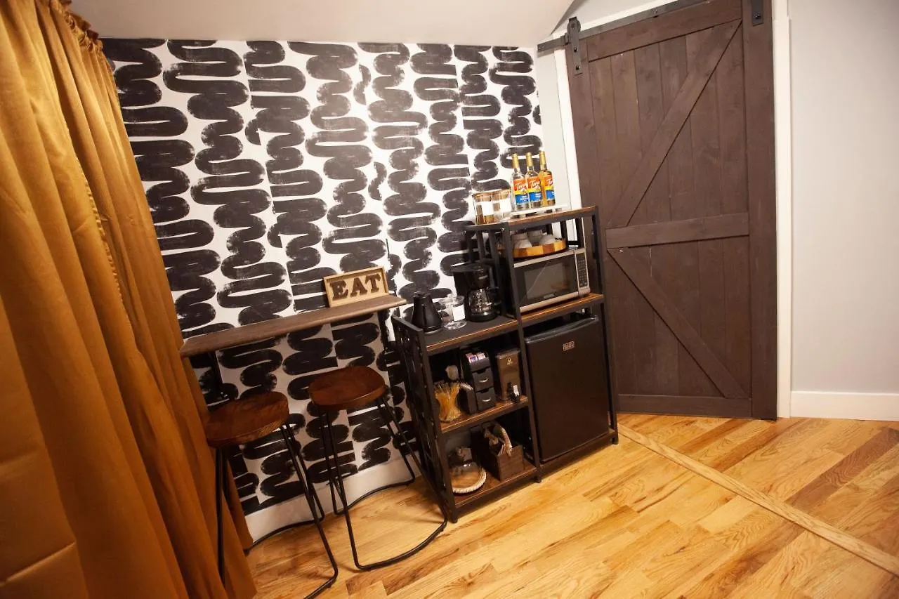 Apartment Alafia- Cozy Jfk Area Home - This Property Is A Hosted Property Meaning The Host Live On Site New York